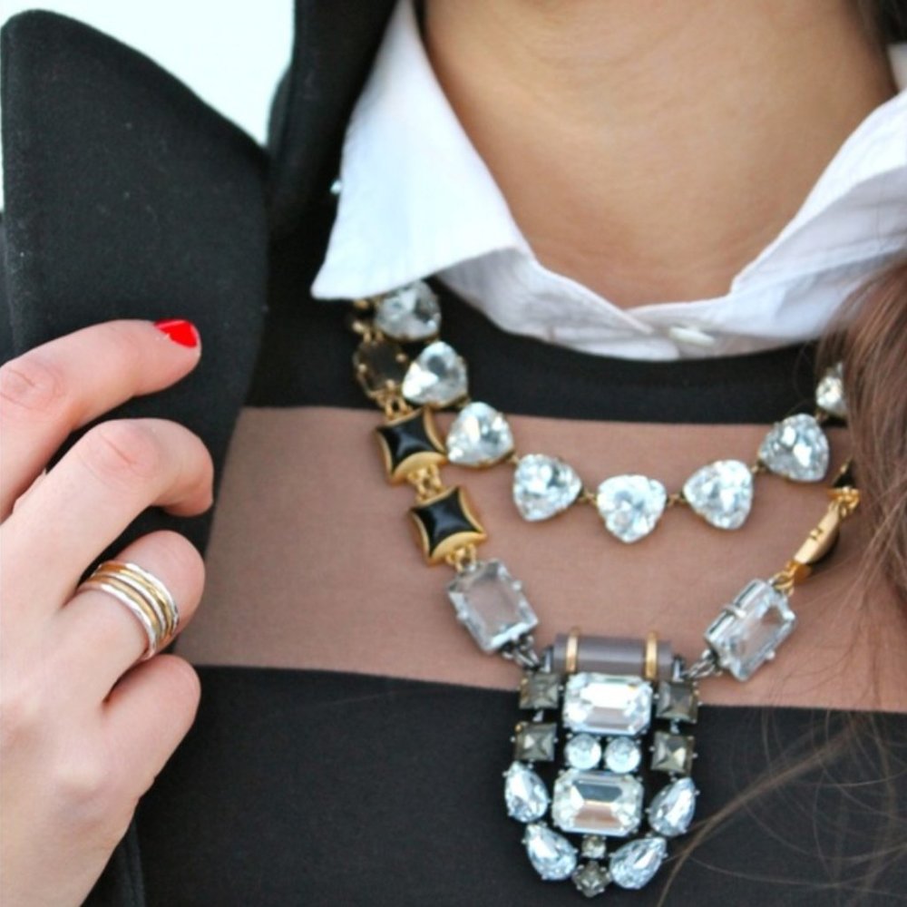 Stella & Dot Phoenix necklace